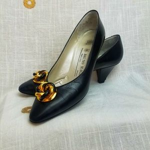 ⬇️$25 Bruno Magli Black Leather Heel Sz 7AA Narrow